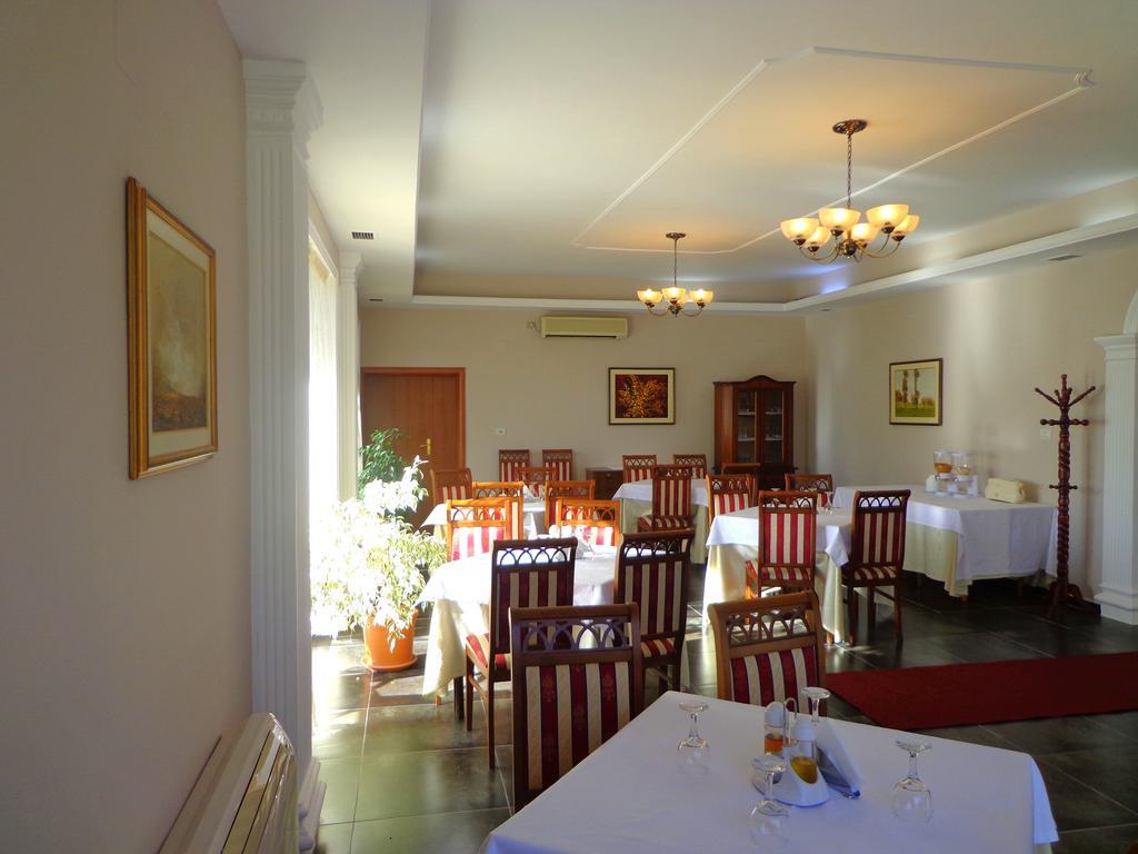 Hotel Viktoria Tirana Mjull-Bethore Esterno foto