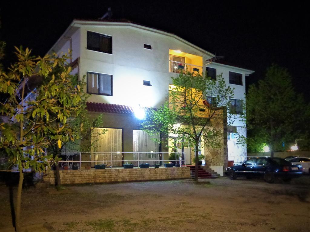 Hotel Viktoria Tirana Mjull-Bethore Esterno foto